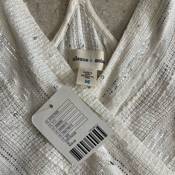 Urban Outfitters Silence + Noise brand new top! - Picture 3 of 4